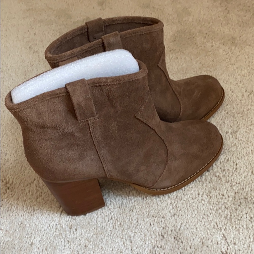 NWOT Camel suede Splendid booties